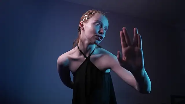 ginger hugs online show from March 21, 2025, 4:17 am