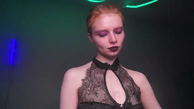 ginger hugs online show from September 20, 2025, 10:00 pm