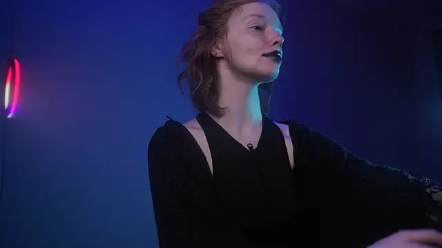 ginger hugs online show from October 8, 2025, 10:07 pm