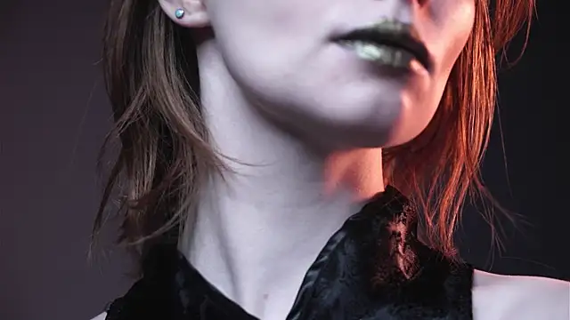 ginger hugs online show from November 12, 2025, 10:09 pm