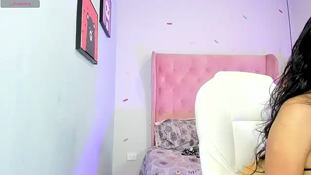 Snapshot of Chloe_fischer_ chatting on February 17, 2026, 3:29 pm Chloe fischer online show from February 17, 2026, 3:29 pm