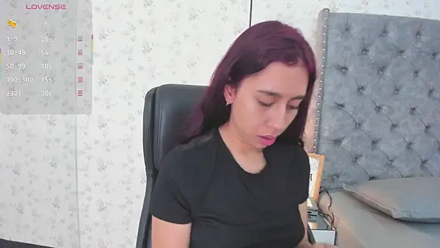 Snapshot of MissSussy chatting on April 9, 2026, 12:21 pm MissSussy online show from April 9, 2026, 12:21 pm