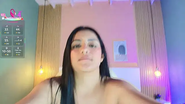 EmilyWalker11 online show from March 16, 2025, 10:33 am