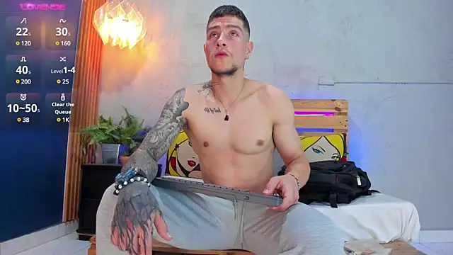 Snapshot of french_sexx chatting on January 20, 2025, 1:28 am french sexx online show from January 20, 2025, 1:28 am
