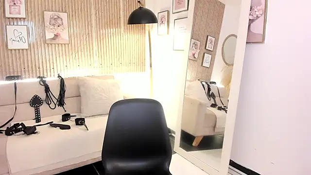 Snapshot of RACHEL_EV chatting on September 18, 2025, 4:36 am RACHEL EV online show from September 18, 2025, 4:36 am