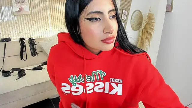 Snapshot of RACHEL_EV chatting on October 1, 2025, 10:32 am RACHEL EV online show from October 1, 2025, 10:32 am