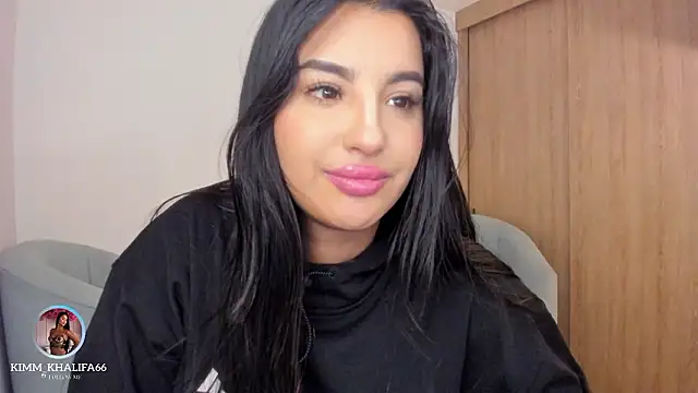 Snapshot of Kimm_khalifa chatting on February 22, 2026, 12:34 am Kimm khalifa online show from February 22, 2026, 12:34 am