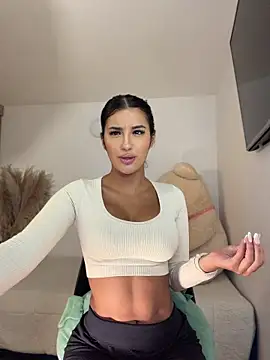 Snapshot of Kimm_khalifa chatting on April 11, 2026, 12:37 am Kimm khalifa online show from April 11, 2026, 12:37 am