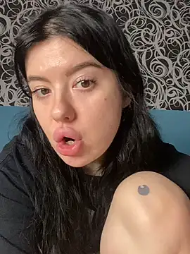 Snapshot of Kimi_Ass chatting on December 3, 2024, 2:05 pm Kimi Ass online show from December 3, 2024, 2:05 pm