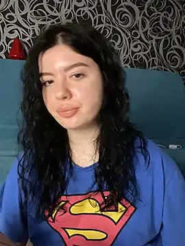 Snapshot of Kimi_Ass chatting on December 17, 2024, 12:33 pm Kimi Ass online show from December 17, 2024, 12:33 pm