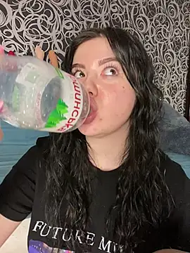 Snapshot of Kimi_Ass chatting on March 2, 2025, 8:29 pm Kimi Ass online show from March 2, 2025, 8:29 pm