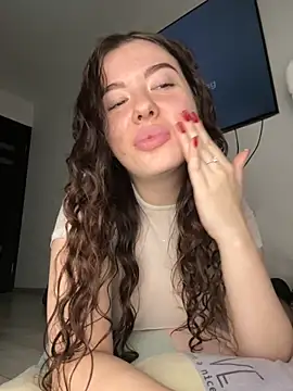 Snapshot of Kimi_Ass chatting on October 15, 2025, 10:59 am Kimi Ass online show from October 15, 2025, 10:59 am