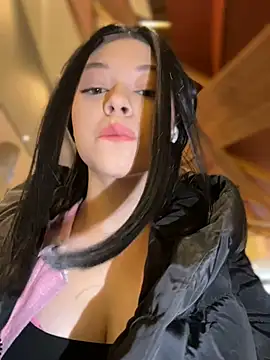 Times  Square online show from February 5, 2025, 6:02 am