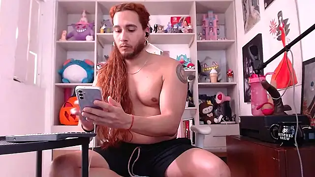 Snapshot of Sodom_333 chatting on February 6, 2025, 6:13 pm Sodom 333 online show from February 6, 2025, 6:13 pm