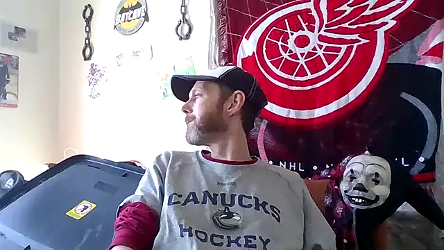 Snapshot of mellothebreeze chatting on February 25, 2025, 8:09 pm mellothebreeze online show from February 25, 2025, 8:09 pm