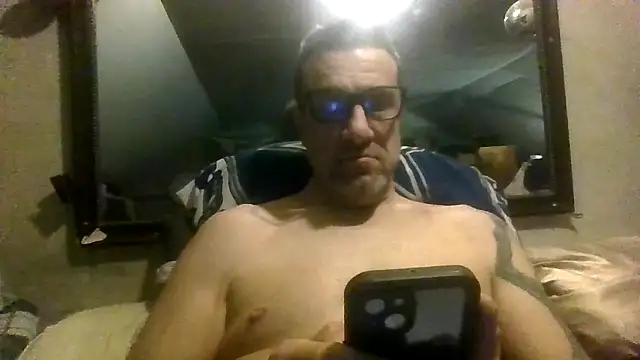 Snapshot of Manwhorxxlcock chatting on February 9, 2026, 9:46 am Manwhorxxlcock online show from February 9, 2026, 9:46 am