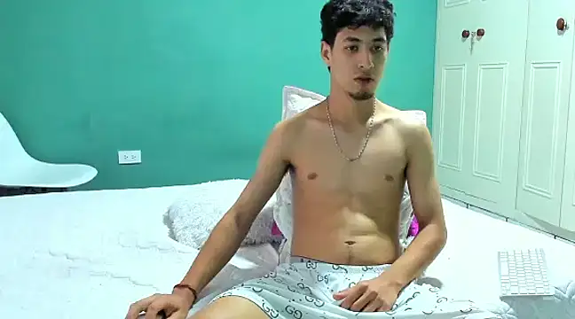 Snapshot of Chandler_ken chatting on February 26, 2025, 10:20 pm Chandler ken online show from February 26, 2025, 10:20 pm