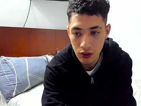 Snapshot of Chandler_ken chatting on November 22, 2025, 1:04 am Chandler ken online show from November 22, 2025, 1:04 am