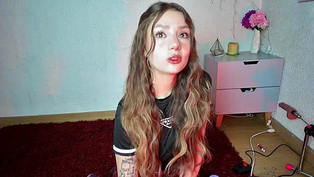 Snapshot of ari_kat chatting on March 19, 2025, 1:54 am ari kat online show from March 19, 2025, 1:54 am