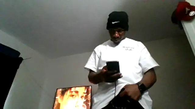 Snapshot of 007Giovani chatting on May 15, 2026, 4:25 pm 007Giovani online show from May 15, 2026, 4:25 pm