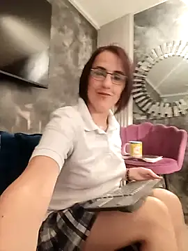 Snapshot of IsisBlake chatting on September 26, 2025, 5:28 pm IsisBlake online show from September 26, 2025, 5:28 pm