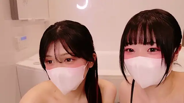 Mia--meow online show from December 28, 2024, 5:46 pm