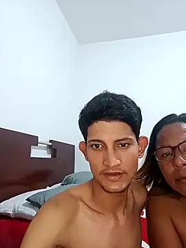 Snapshot of Afroditabichota chatting on March 20, 2025, 1:02 am Afroditabichota online show from March 20, 2025, 1:02 am