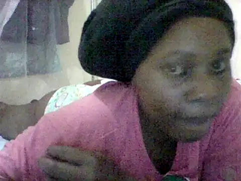 Snapshot of EBONYVANILLA02 chatting on December 5, 2024, 3:06 pm EBONYVANILLA02 online show from December 5, 2024, 3:06 pm