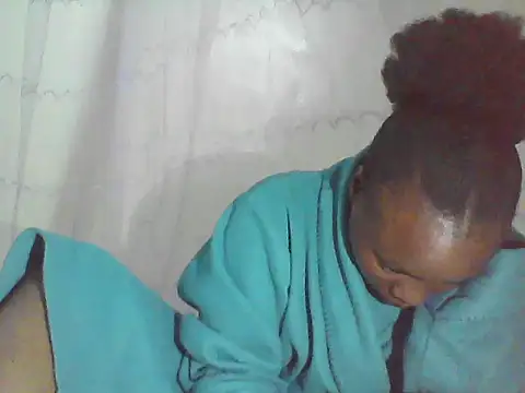 Snapshot of EBONYVANILLA02 chatting on September 14, 2025, 8:19 pm EBONYVANILLA02 online show from September 14, 2025, 8:19 pm