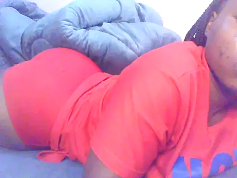 Snapshot of EBONYVANILLA02 chatting on October 22, 2025, 6:02 am EBONYVANILLA02 online show from October 22, 2025, 6:02 am