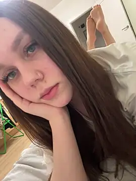 Marylallka5 online show from October 24, 2025, 5:53 pm