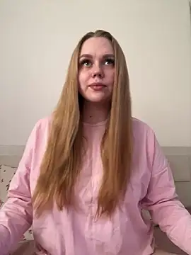 Marylallka5 online show from June 4, 2026, 12:33 pm