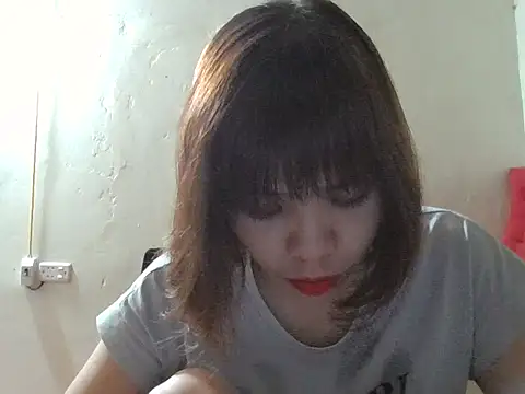 Angela-Eira online show from October 3, 2025, 9:45 pm