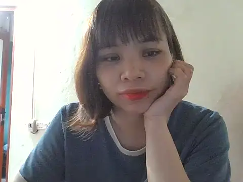 Angela-Eira online show from October 15, 2025, 8:14 am