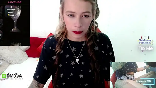 Snapshot of sweetlittlelisa chatting on January 20, 2025, 9:01 pm sweetlittlelisa online show from January 20, 2025, 9:01 pm