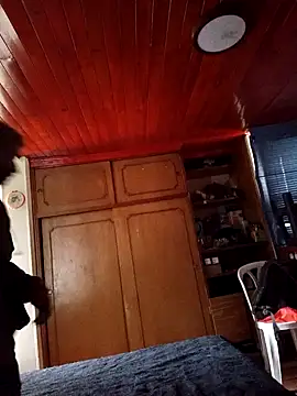 weedmanhot28 online show from October 4, 2025, 7:23 pm