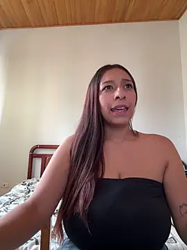 Snapshot of Dahian_XXX chatting on April 13, 2026, 8:36 pm Dahian XXX online show from April 13, 2026, 8:36 pm