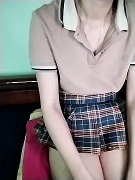 Luxcute286 online show from April 14, 2026, 12:49 am