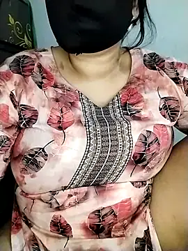 Snapshot of Tishani chatting on November 27, 2025, 10:17 am Tishani online show from November 27, 2025, 10:17 am