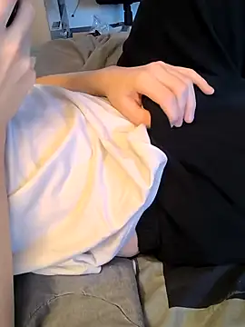 Snapshot of Naked_Ben chatting on January 7, 2025, 8:13 am Naked Ben online show from January 7, 2025, 8:13 am