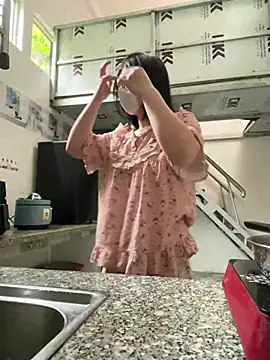 Baby Claraa online show from March 16, 2025, 6:42 am