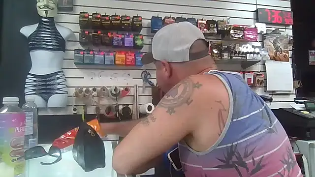 RawRyder8 online show from September 24, 2025, 2:37 am