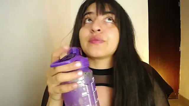 Snapshot of moritalatina chatting on February 3, 2025, 2:14 am moritalatina online show from February 3, 2025, 2:14 am