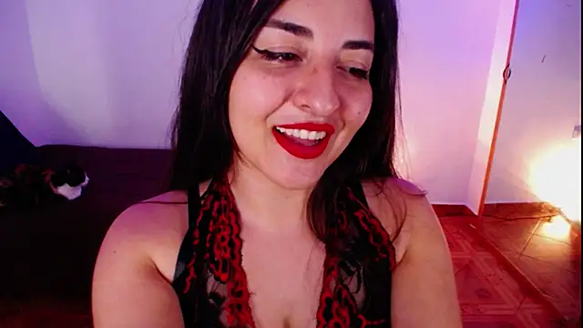 Snapshot of moritalatina chatting on November 4, 2025, 4:39 pm moritalatina online show from November 4, 2025, 4:39 pm