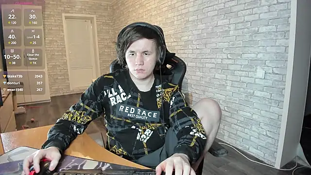 iliaskrislove online show from March 5, 2025, 9:37 pm