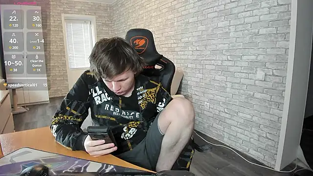 iliaskrislove online show from March 13, 2025, 11:51 am
