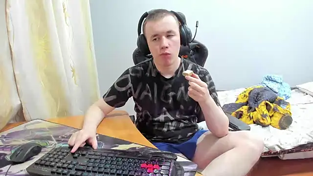 Snapshot of iliaskrislove chatting on October 8, 2025, 9:34 pm iliaskrislove online show from October 8, 2025, 9:34 pm