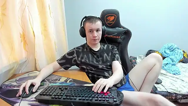 Snapshot of iliaskrislove chatting on October 13, 2025, 5:40 am iliaskrislove online show from October 13, 2025, 5:40 am