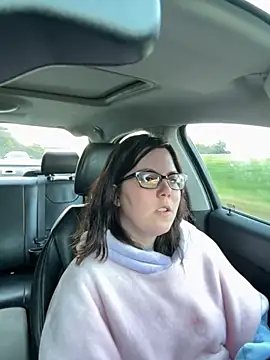 FreakNastyLacie online show from October 28, 2025, 9:50 pm