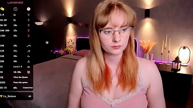 Snapshot of Aemilia_ chatting on July 6, 2026, 9:06 am Aemilia online show from July 6, 2026, 9:06 am